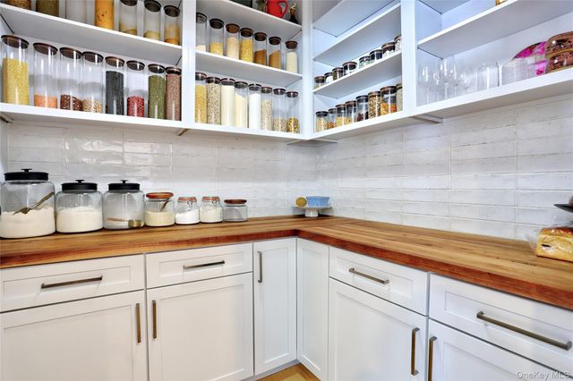 37 Harvest Road, New City, NY 10956