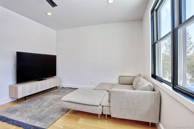 37 Harvest Road, New City, NY 10956