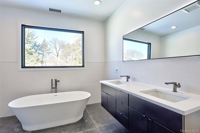 37 Harvest Road, New City, NY 10956