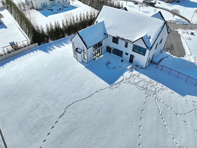 37 Harvest Road, New City, NY 10956