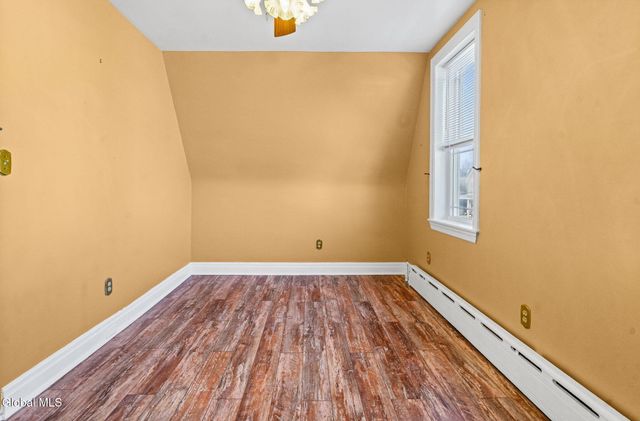 24 Craig Street, Watervliet, NY 12189