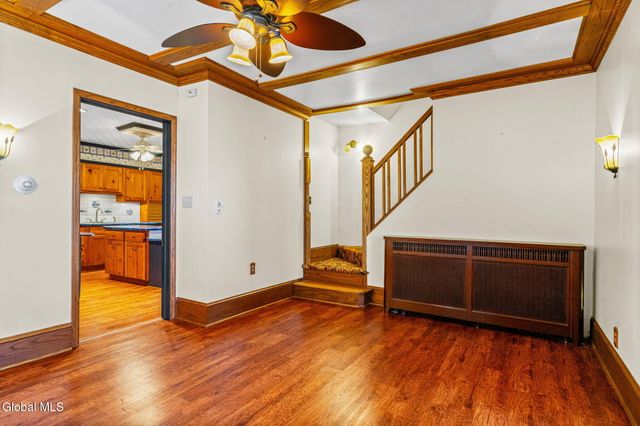 24 Craig Street, Watervliet, NY 12189