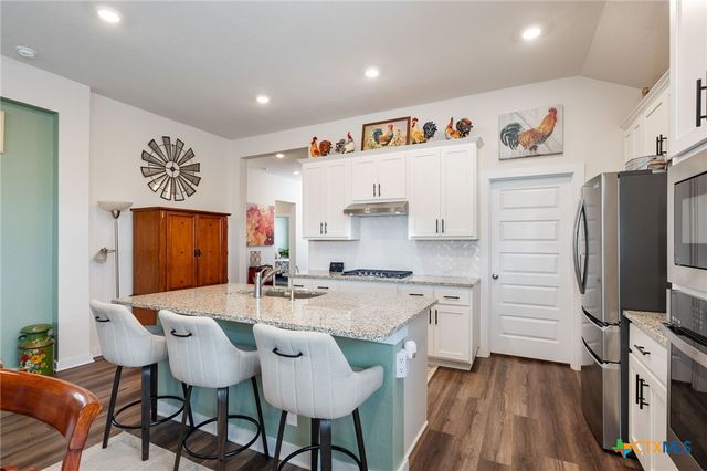 1944 Colonial Avenue, New Braunfels, TX 78130