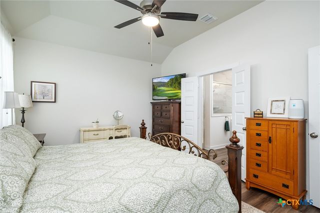 1944 Colonial Avenue, New Braunfels, TX 78130