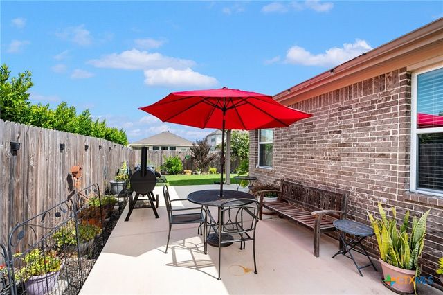 1944 Colonial Avenue, New Braunfels, TX 78130