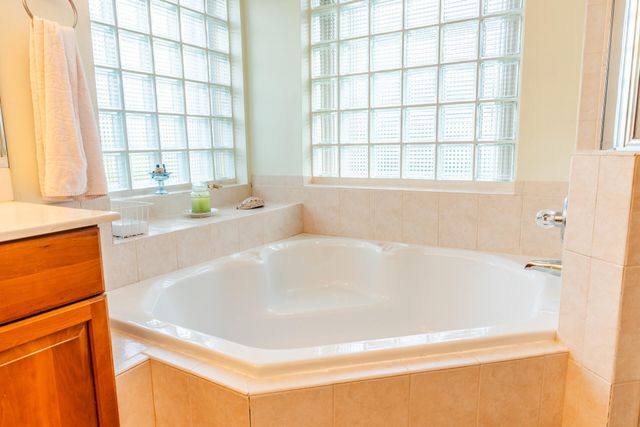 3302 Ridge Trace, Davie, FL 33328