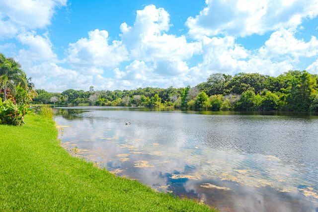 3302 Ridge Trace, Davie, FL 33328
