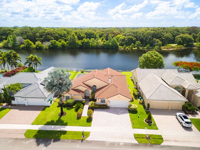 3302 Ridge Trace, Davie, FL 33328
