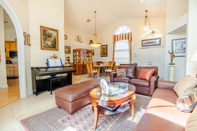 3302 Ridge Trace, Davie, FL 33328