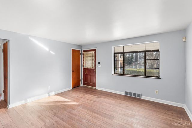 1415 Maple Avenue, Wyoming, OH 45215