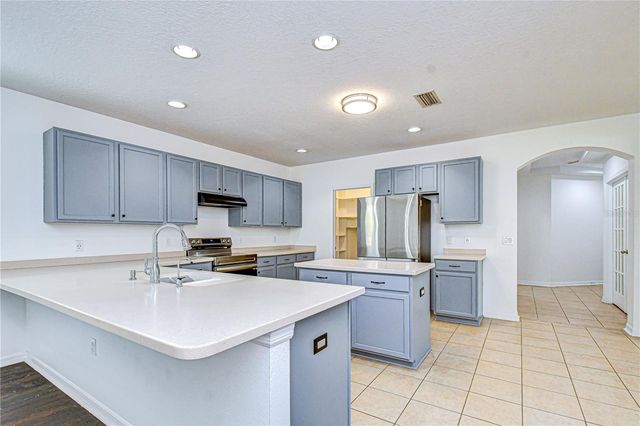 7809 TUSCANY WOODS DRIVE, Tampa, FL 33647