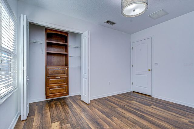 7809 TUSCANY WOODS DRIVE, Tampa, FL 33647