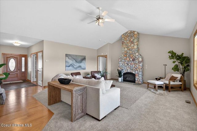 2300 W POLO GREEN AVE, Post Falls, ID 83854