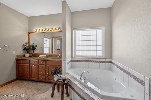 2300 W POLO GREEN AVE, Post Falls, ID 83854