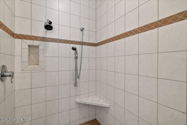 2300 W POLO GREEN AVE, Post Falls, ID 83854