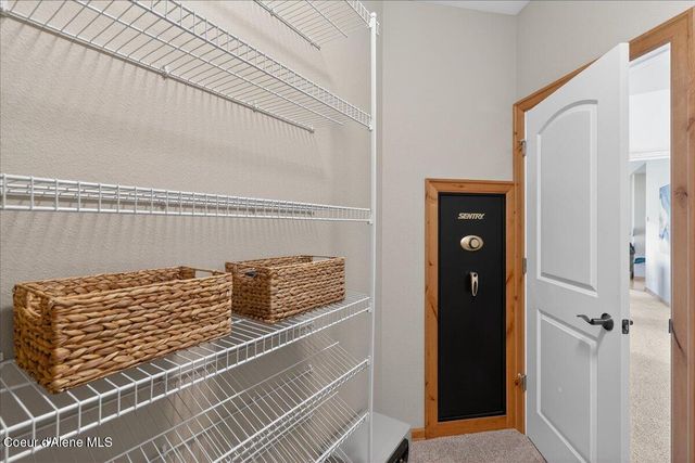 2300 W POLO GREEN AVE, Post Falls, ID 83854