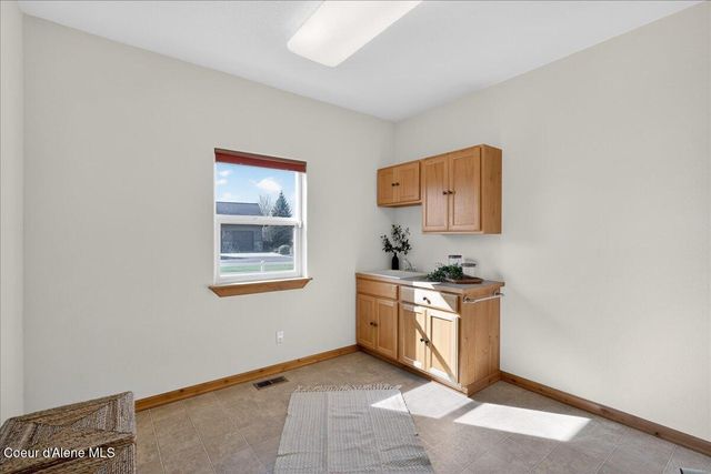 2300 W POLO GREEN AVE, Post Falls, ID 83854