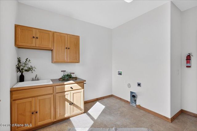 2300 W POLO GREEN AVE, Post Falls, ID 83854