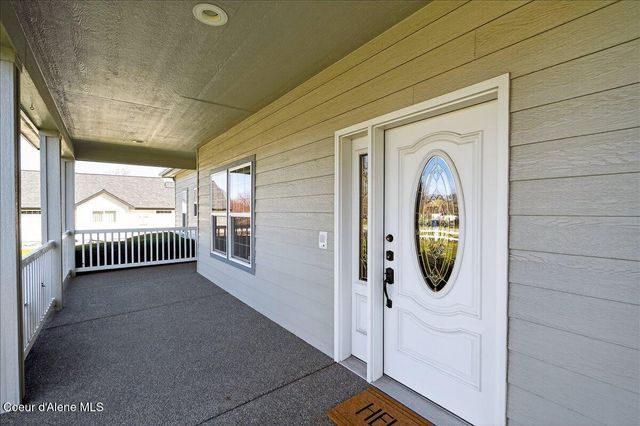 2300 W POLO GREEN AVE, Post Falls, ID 83854