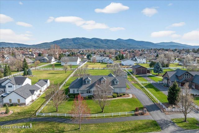 2300 W POLO GREEN AVE, Post Falls, ID 83854