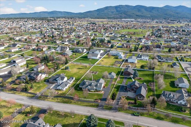 2300 W POLO GREEN AVE, Post Falls, ID 83854