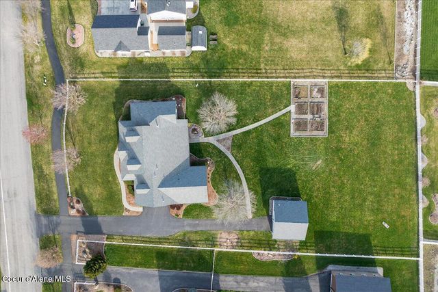 2300 W POLO GREEN AVE, Post Falls, ID 83854