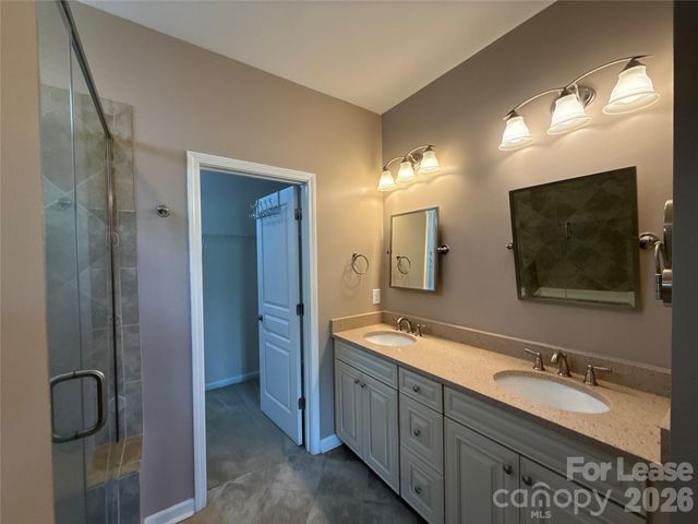 5818 Glenmore Garden Drive, Charlotte, NC 27280