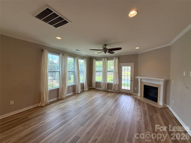 5818 Glenmore Garden Drive, Charlotte, NC 27280