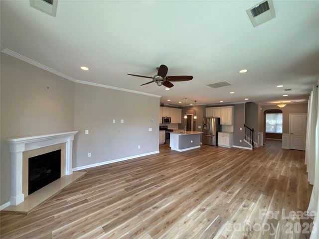 5818 Glenmore Garden Drive, Charlotte, NC 27280