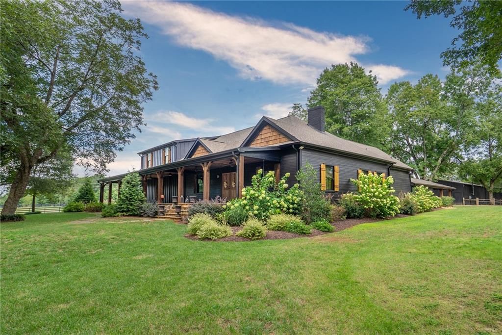495 Double Bridges Road, Winterville, GA 30683