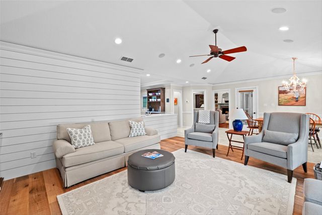 8808 Ravenswood Road, Granbury, TX 76049