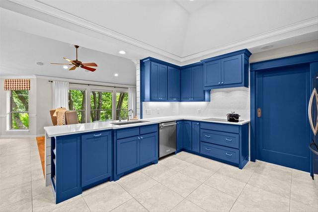 8808 Ravenswood Road, Granbury, TX 76049