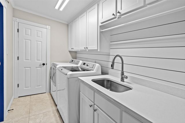 8808 Ravenswood Road, Granbury, TX 76049