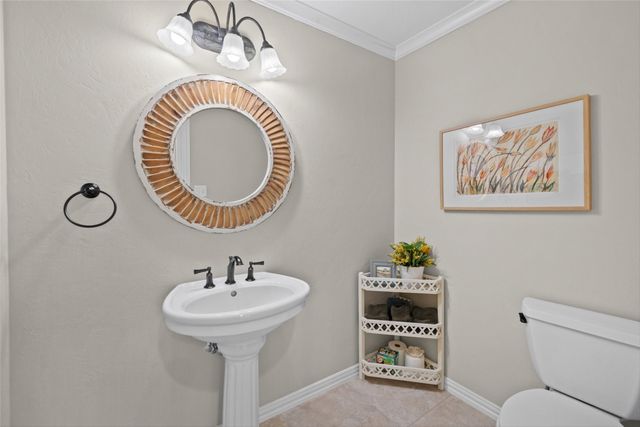 8808 Ravenswood Road, Granbury, TX 76049
