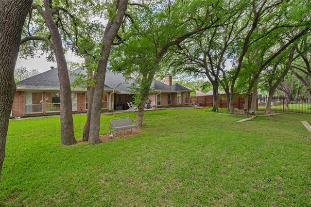 8808 Ravenswood Road, Granbury, TX 76049