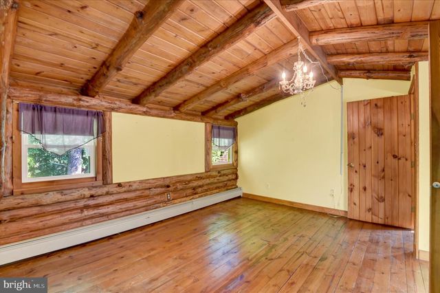 3299 LINEBORO RD, Manchester, MD 21102