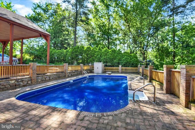 3299 LINEBORO RD, Manchester, MD 21102