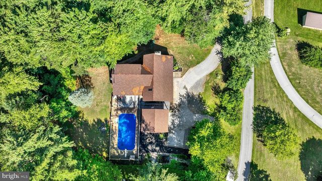 3299 LINEBORO RD, Manchester, MD 21102
