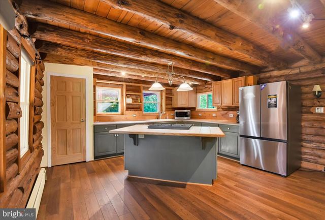 3299 LINEBORO RD, Manchester, MD 21102