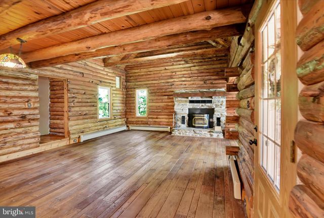 3299 LINEBORO RD, Manchester, MD 21102