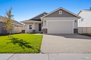 1822 Windhelm St, Caldwell, ID 83605