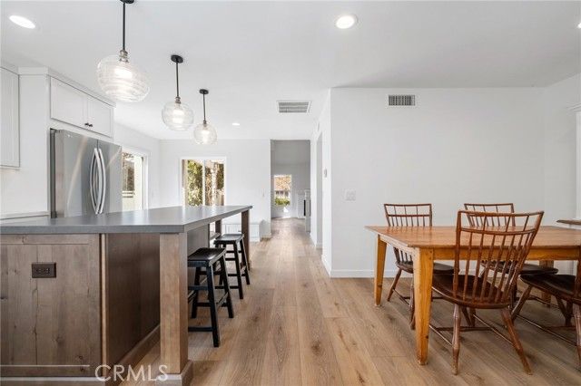 22 Silkleaf, Irvine, CA 92614