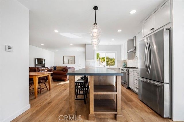 22 Silkleaf, Irvine, CA 92614