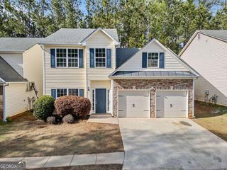 82 Brookvalley Court W, Dallas, GA 30157