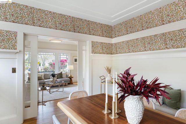 590 66th St, Oakland, CA 94609