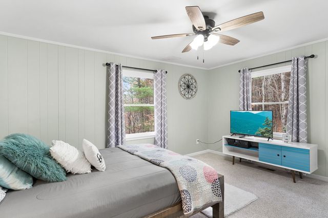 1612 Lakeview Dr, Young Harris, GA 30582