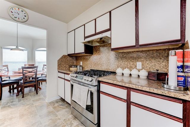16758 N Rail Drive, Conroe, TX 77385