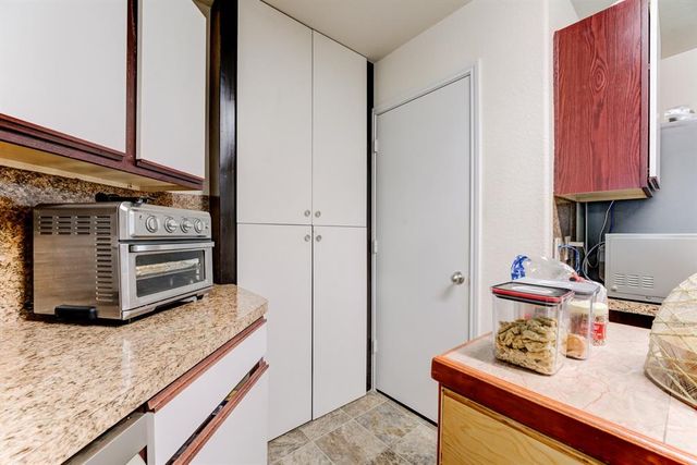 16758 N Rail Drive, Conroe, TX 77385