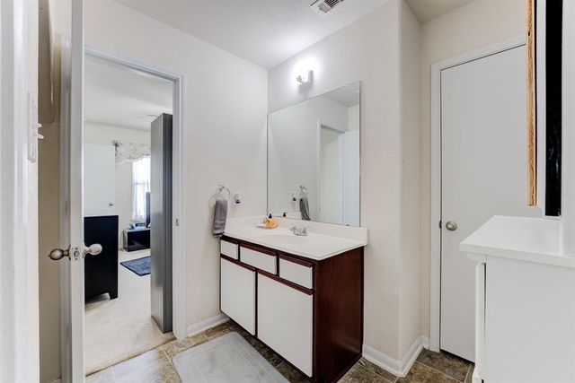 16758 N Rail Drive, Conroe, TX 77385