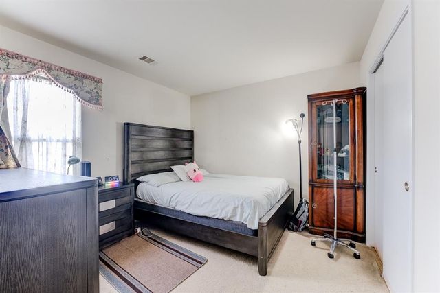 16758 N Rail Drive, Conroe, TX 77385